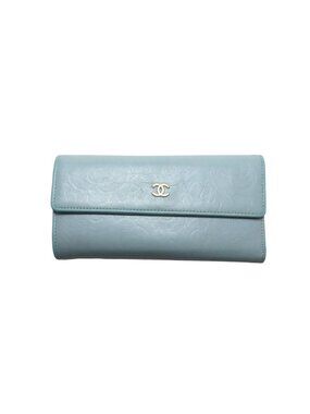 Chanel Caviar Leather GD Bifold Wallet